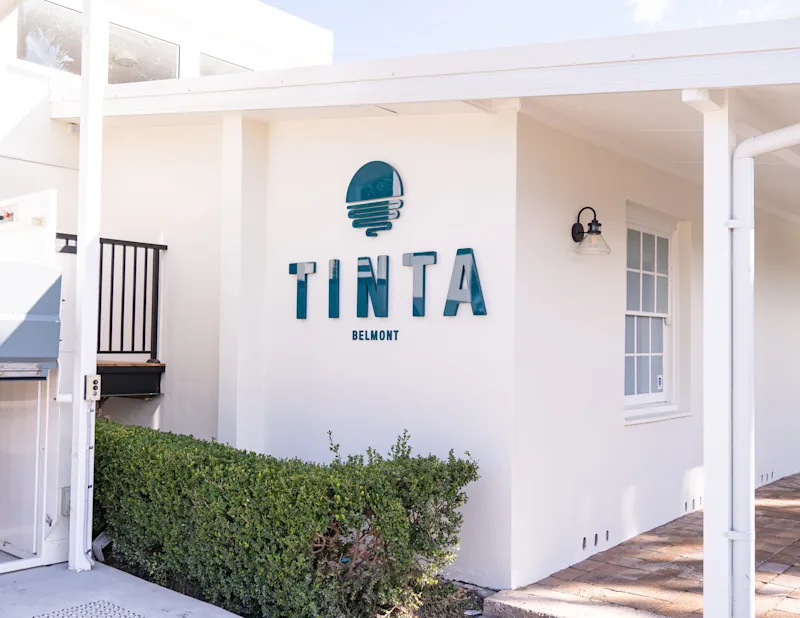 Tinta LeighGriffiths-17