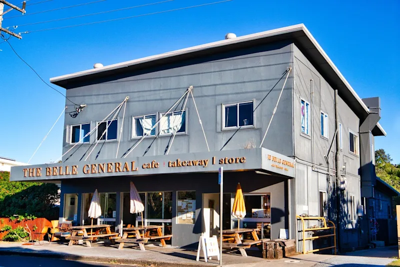 Belle General Facade