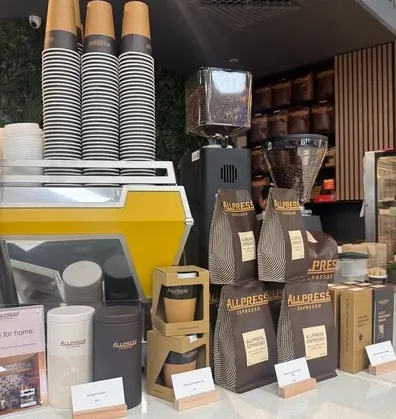 Zadas Taste Ezy Cafe