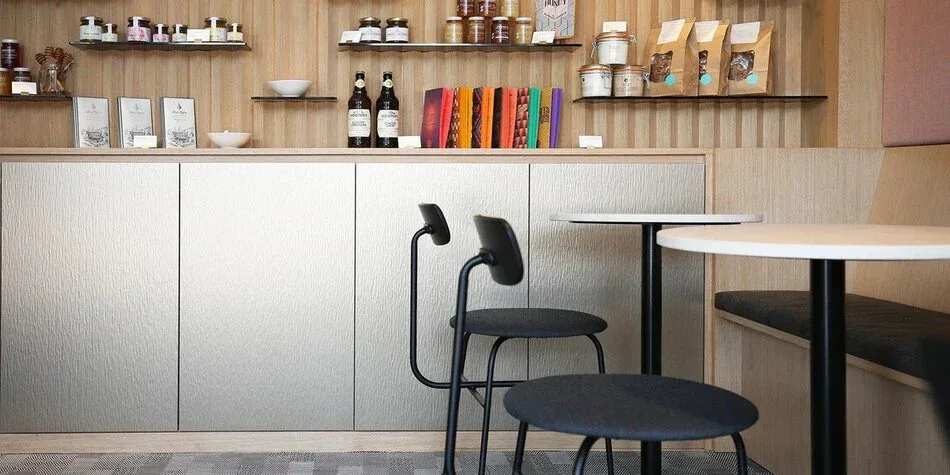 Plain Vanilla Bakery, Cluny Court